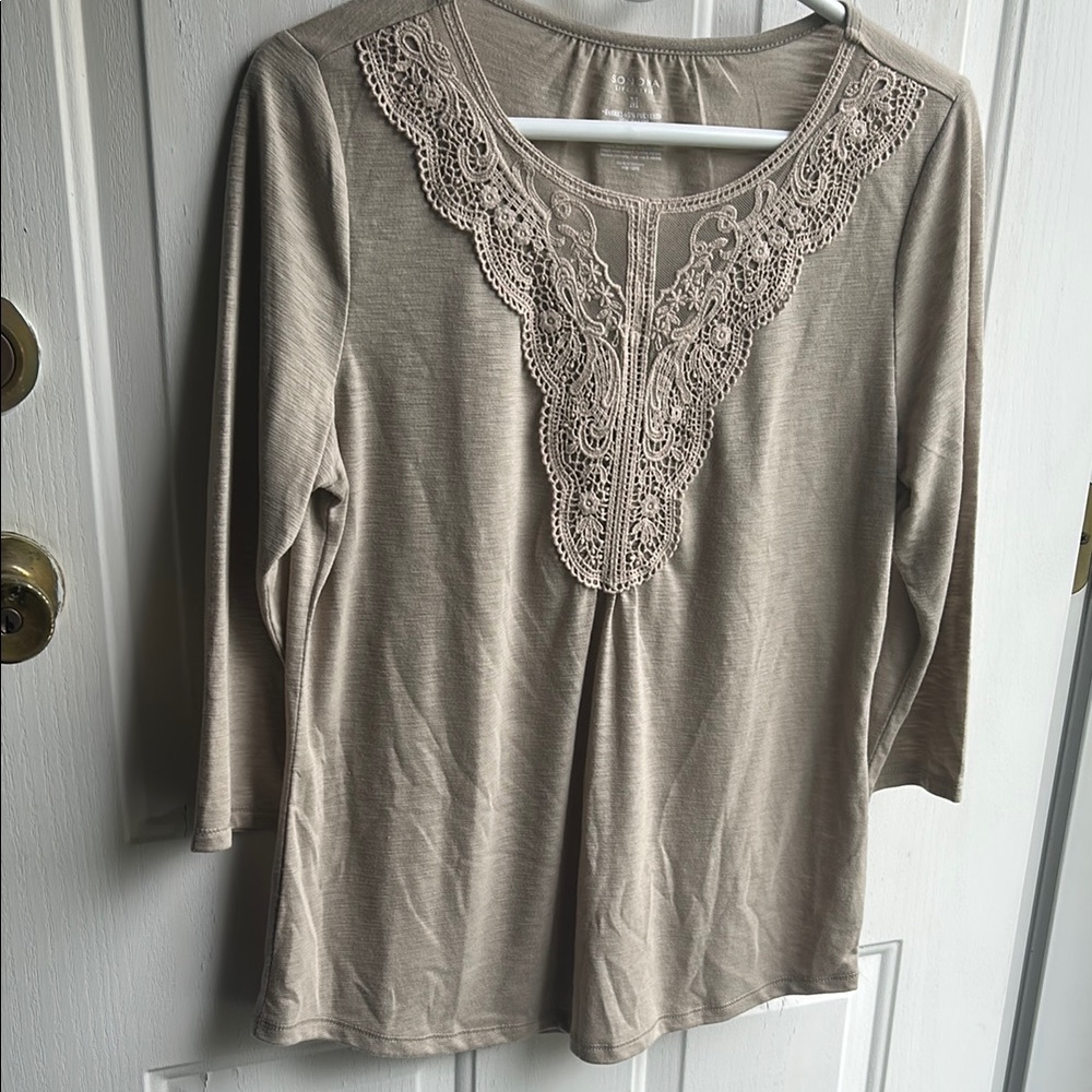 Sonoma Tan Embellished 3/4 Sleeve top